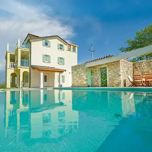  Ferienhaus Demetra